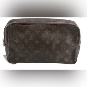 Authentic Louis Vuitton Vintage Trousse Monogram Toilette